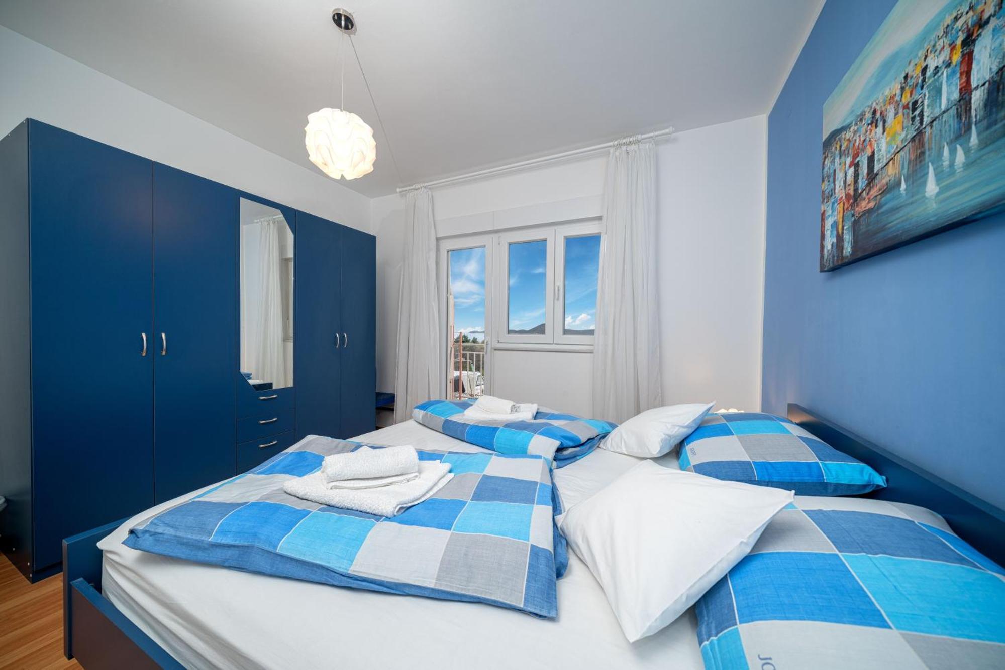 Adria Sun Apartments Vodice Bilik gambar