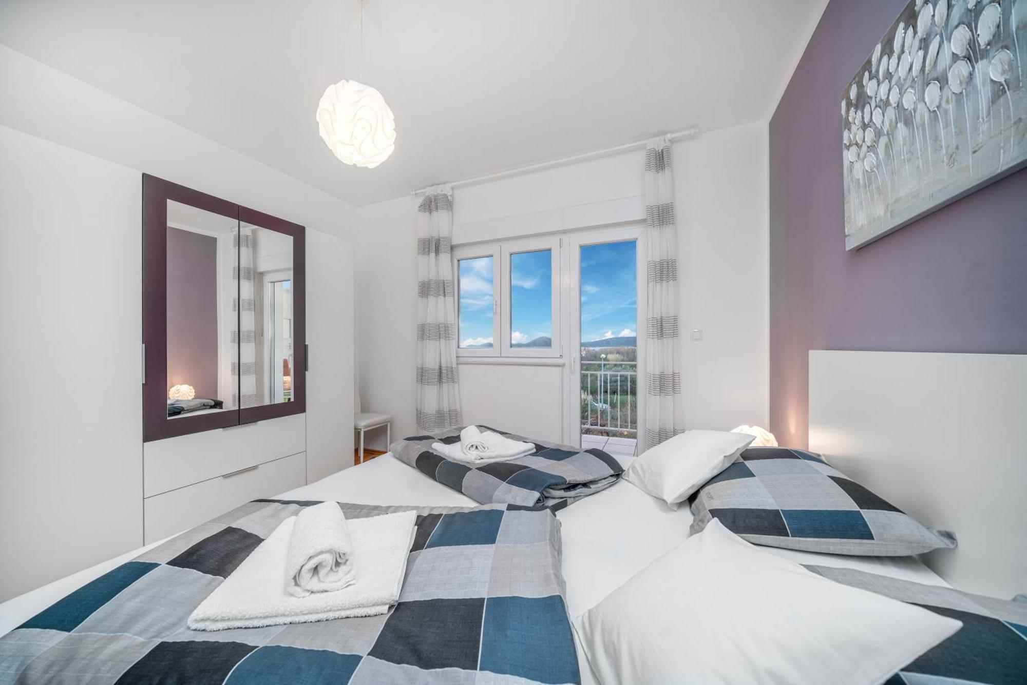 Adria Sun Apartments Vodice Bilik gambar