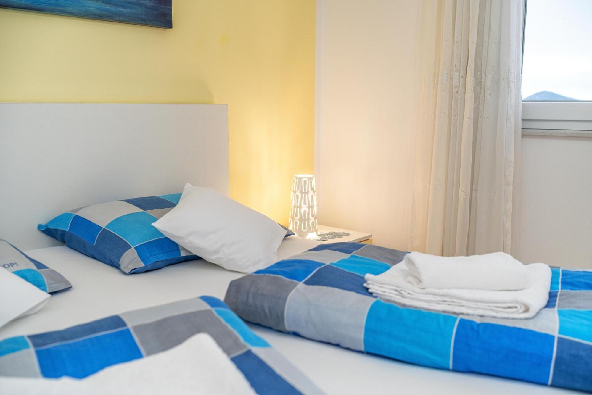 Adria Sun Apartments Vodice Bilik gambar