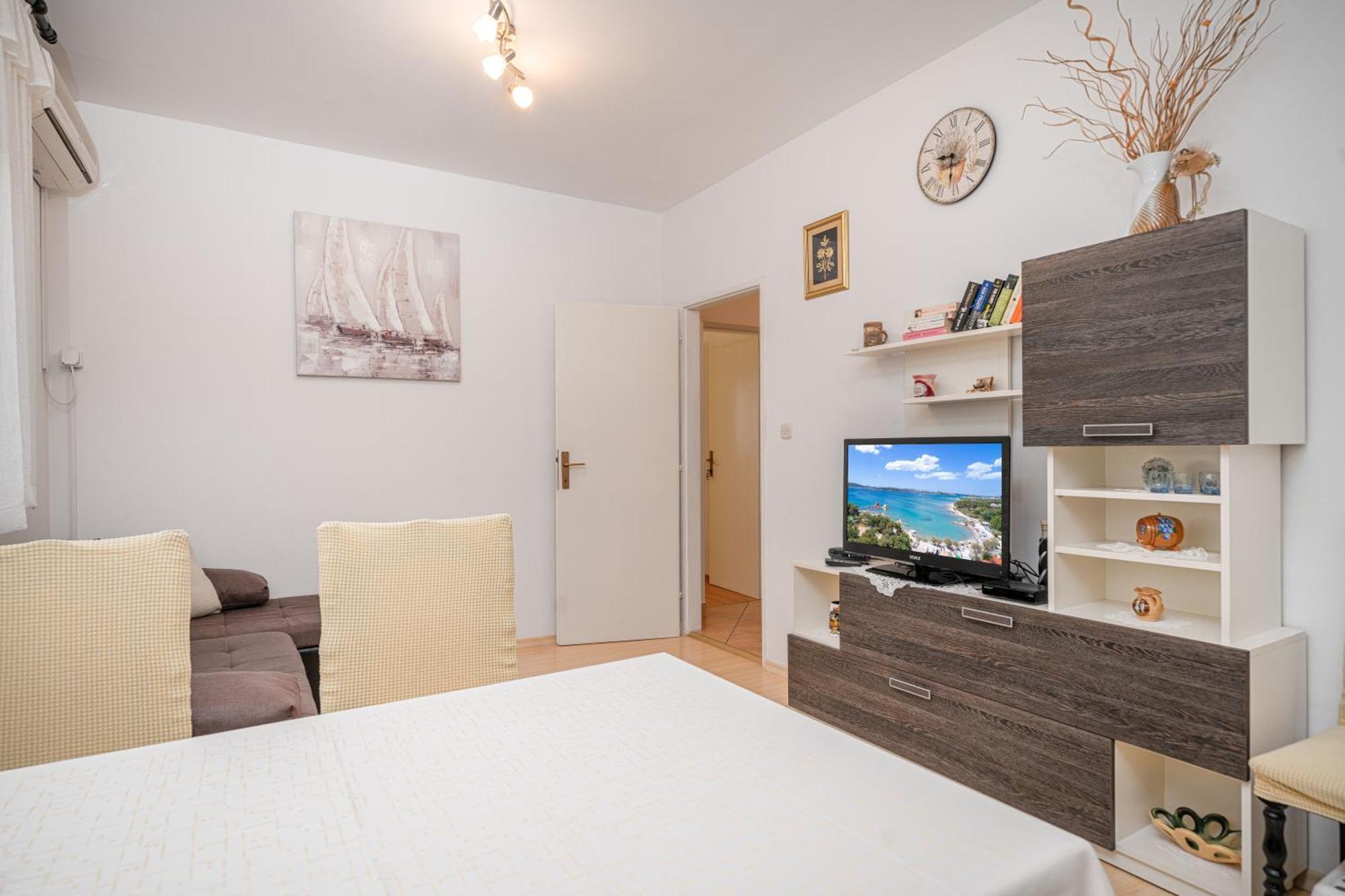 Adria Sun Apartments Vodice Bilik gambar