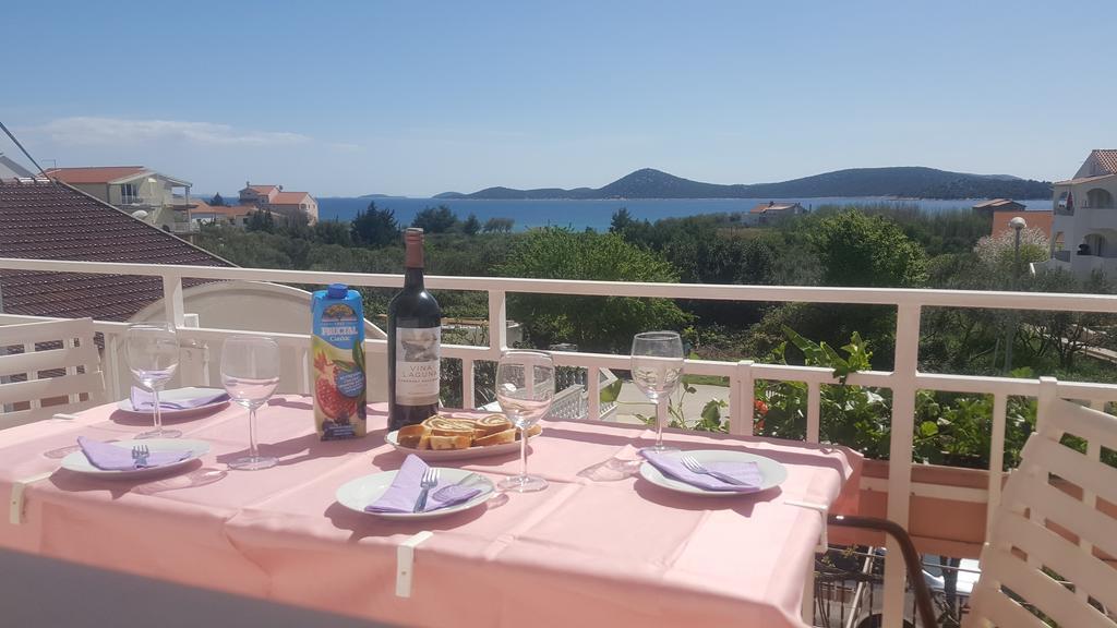 Adria Sun Apartments Vodice Luaran gambar