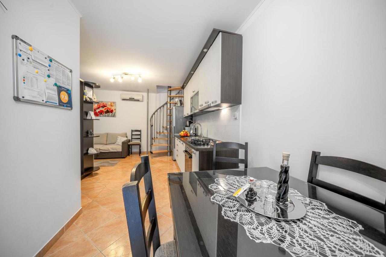 Adria Sun Apartments Vodice Luaran gambar